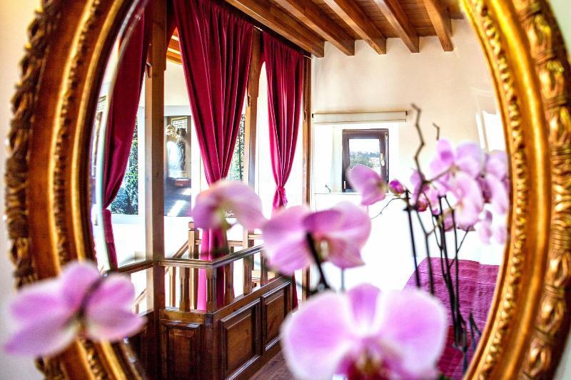In Camera Art Boutique Hotel Rhodes City Bagian luar foto