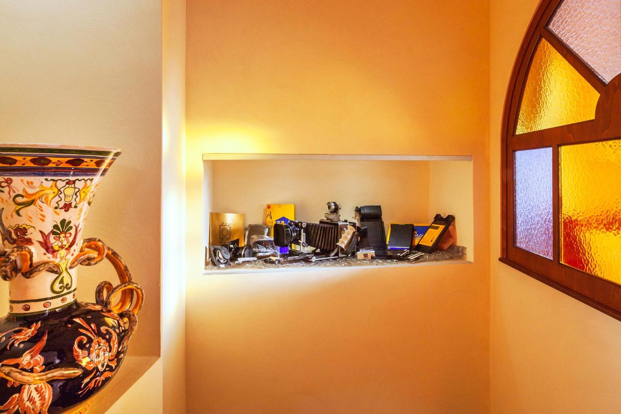 In Camera Art Boutique Hotel Rhodes City Ruang foto