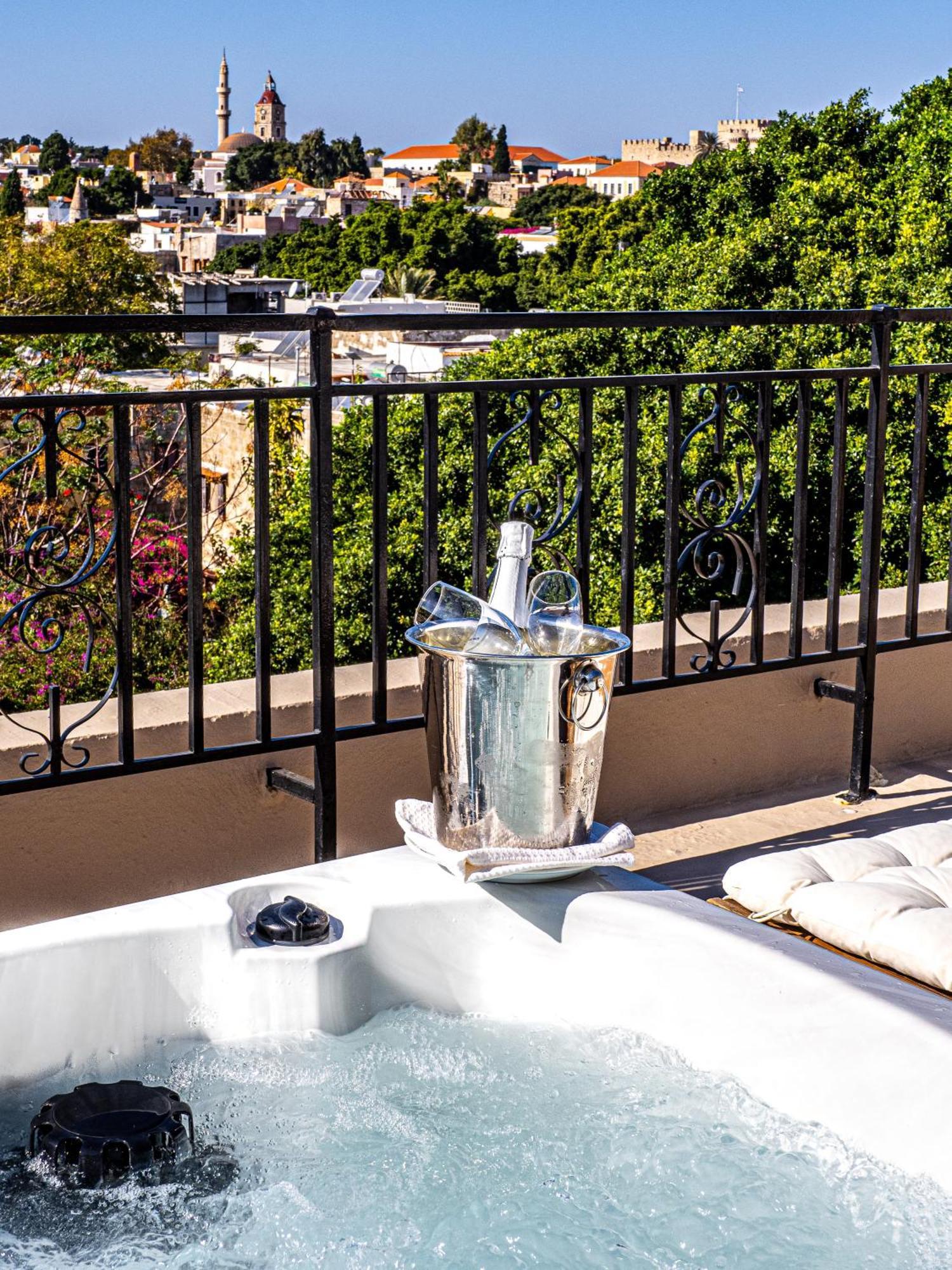 In Camera Art Boutique Hotel Rhodes City Bagian luar foto